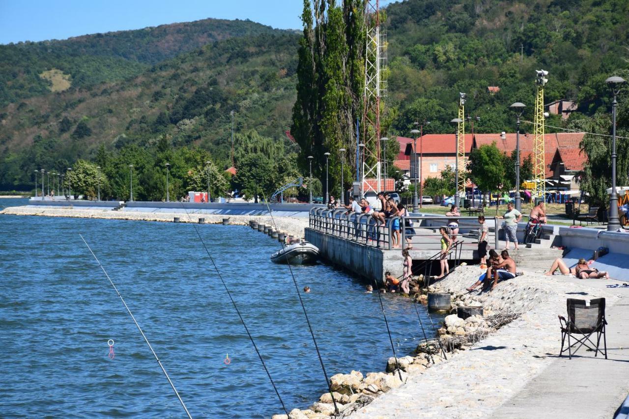 Apartments Barocco Golubac Exterior photo